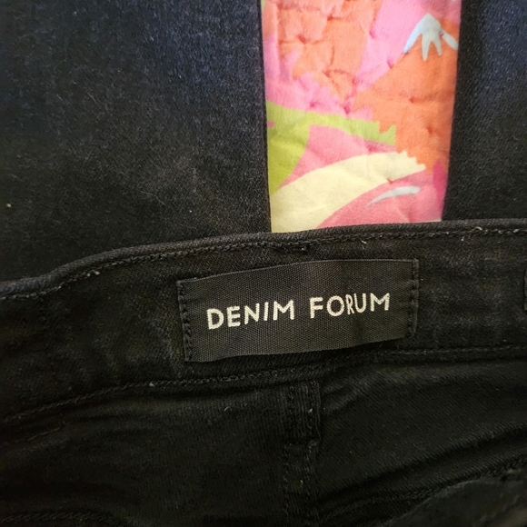 Aritzia Denim Forum Lola Skinny High Rise Black Denim Crop Cropped Jeans - Picture 8 of 9